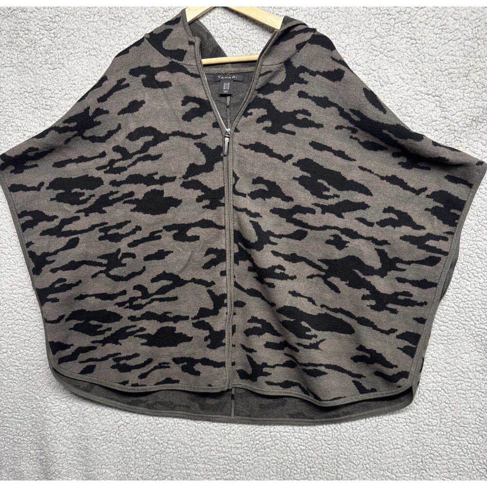 Tahari Hoodie Knit Poncho Women Size L/XL Camouflage Zip-Up Casual Cozy